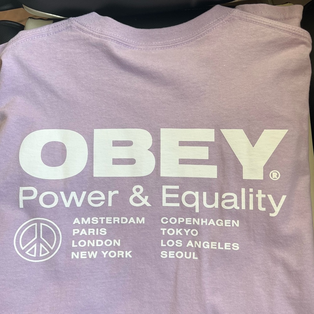 Obey T-shirt